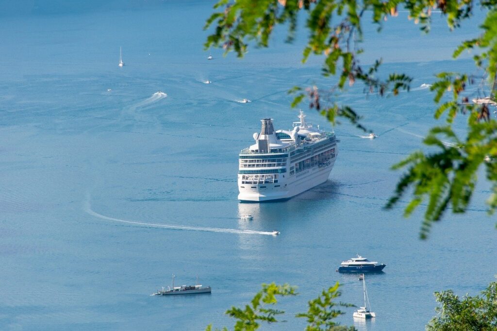 A ferry leaving for Greece