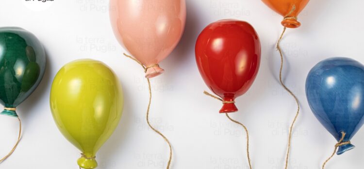 Hand-made ceramic balloons from Puglia Hand-made ceramic balloons from Puglia